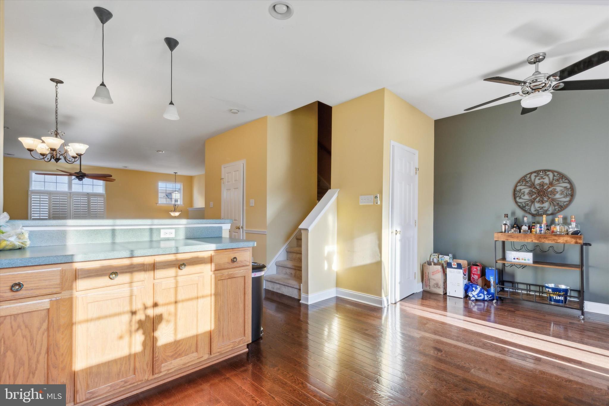 409 W 5TH AVENUE