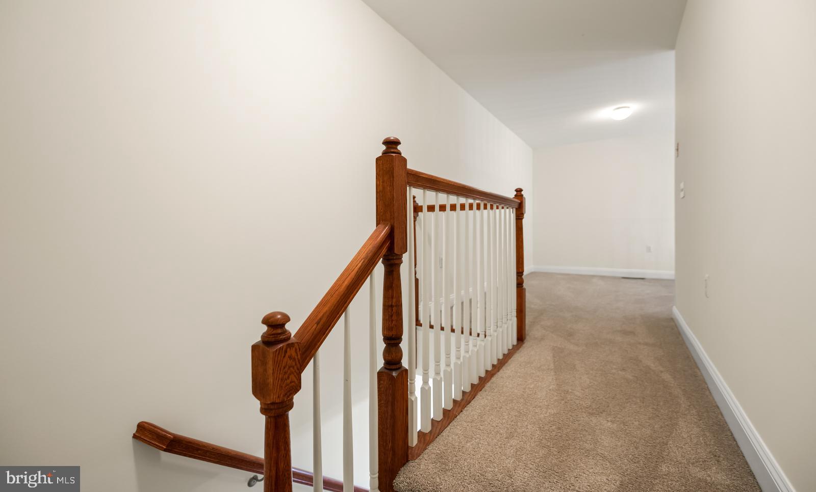 300 W ELM STREET 2423