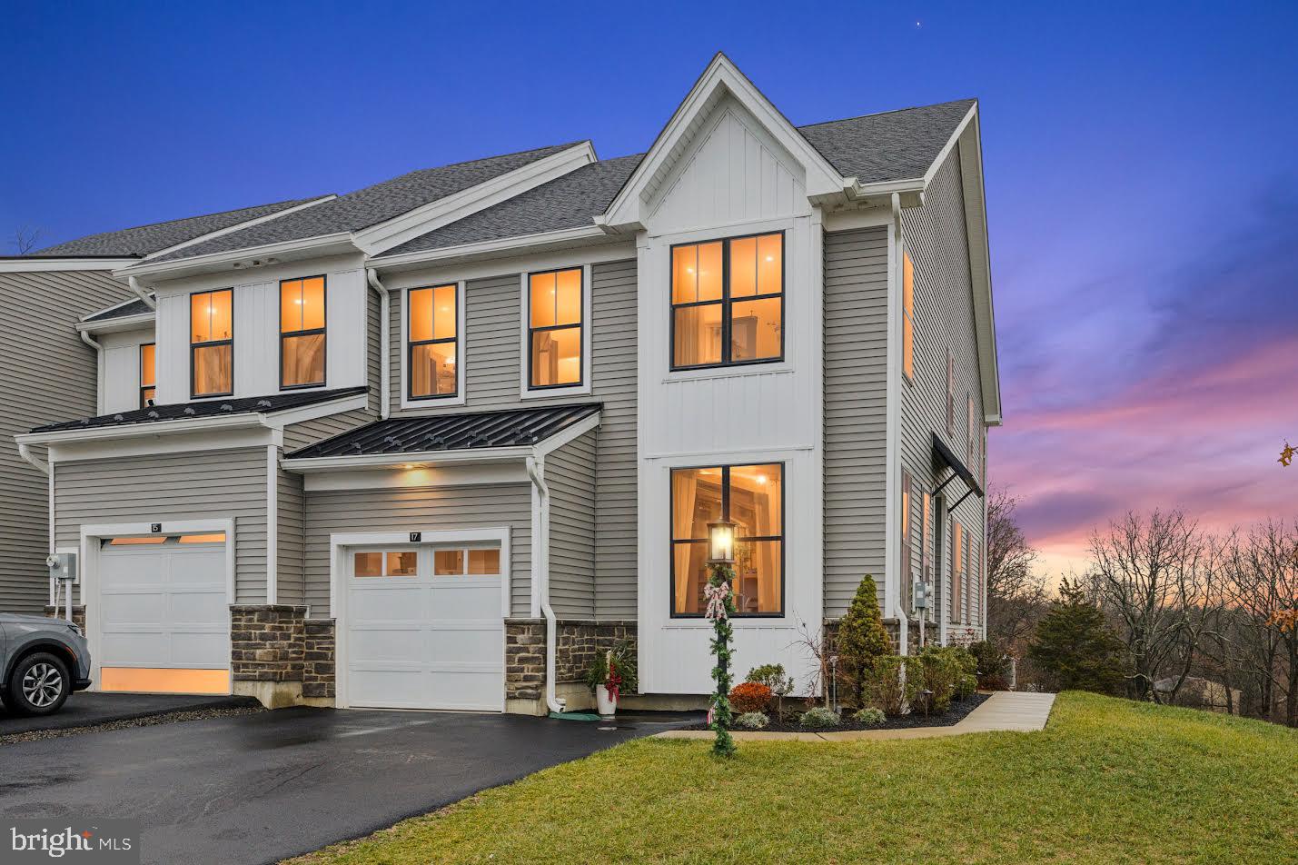 17 TAMARACK CIRCLE