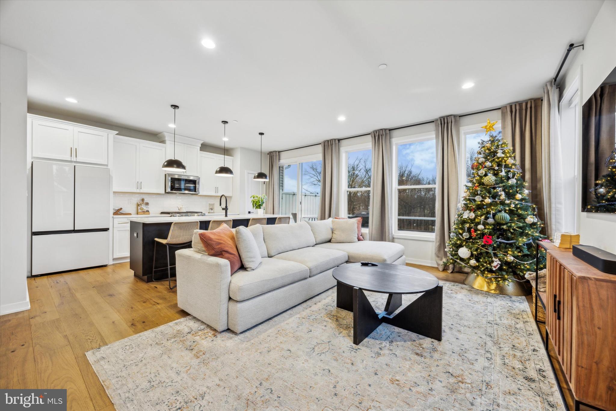17 TAMARACK CIRCLE