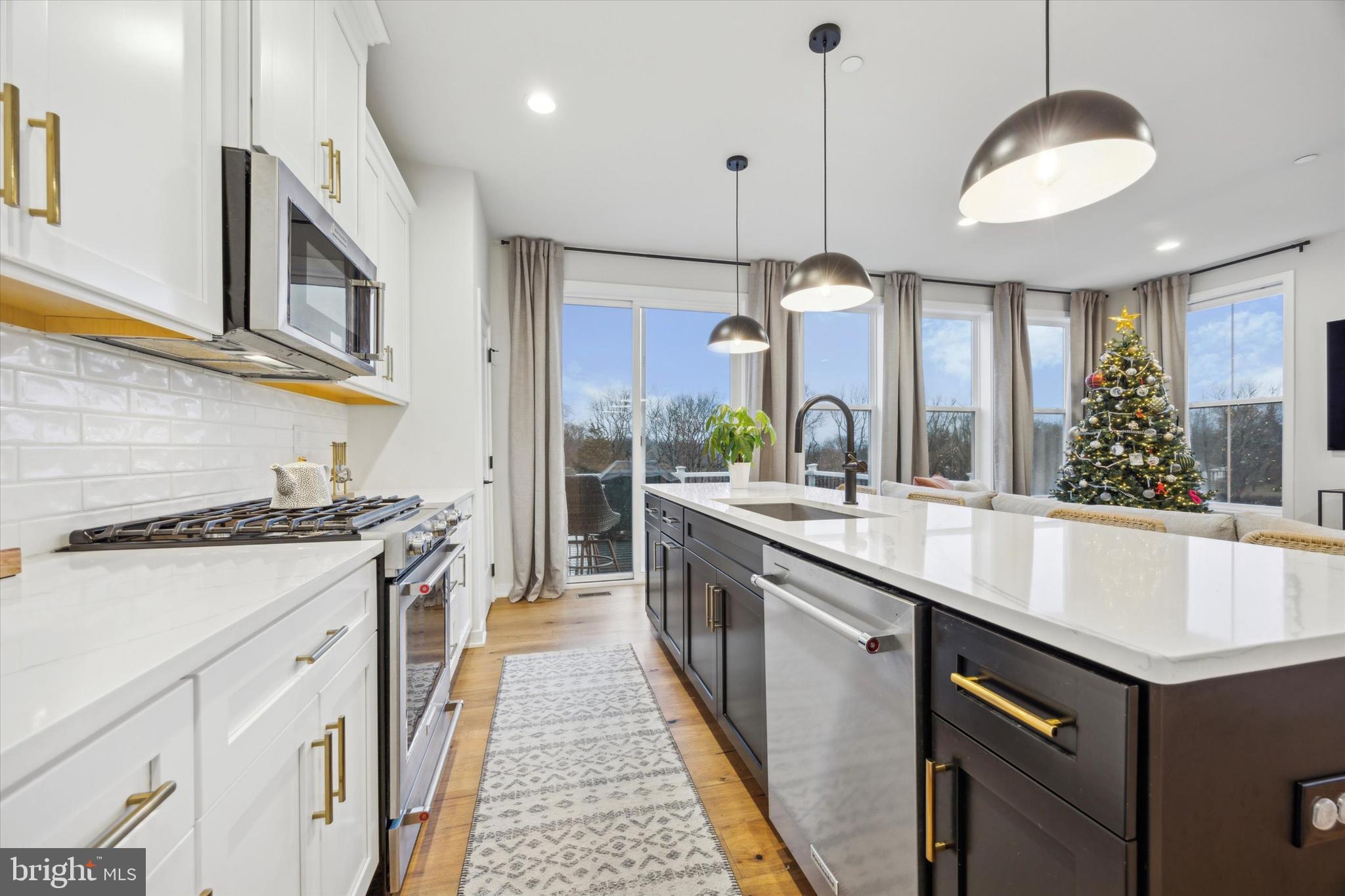 17 TAMARACK CIRCLE