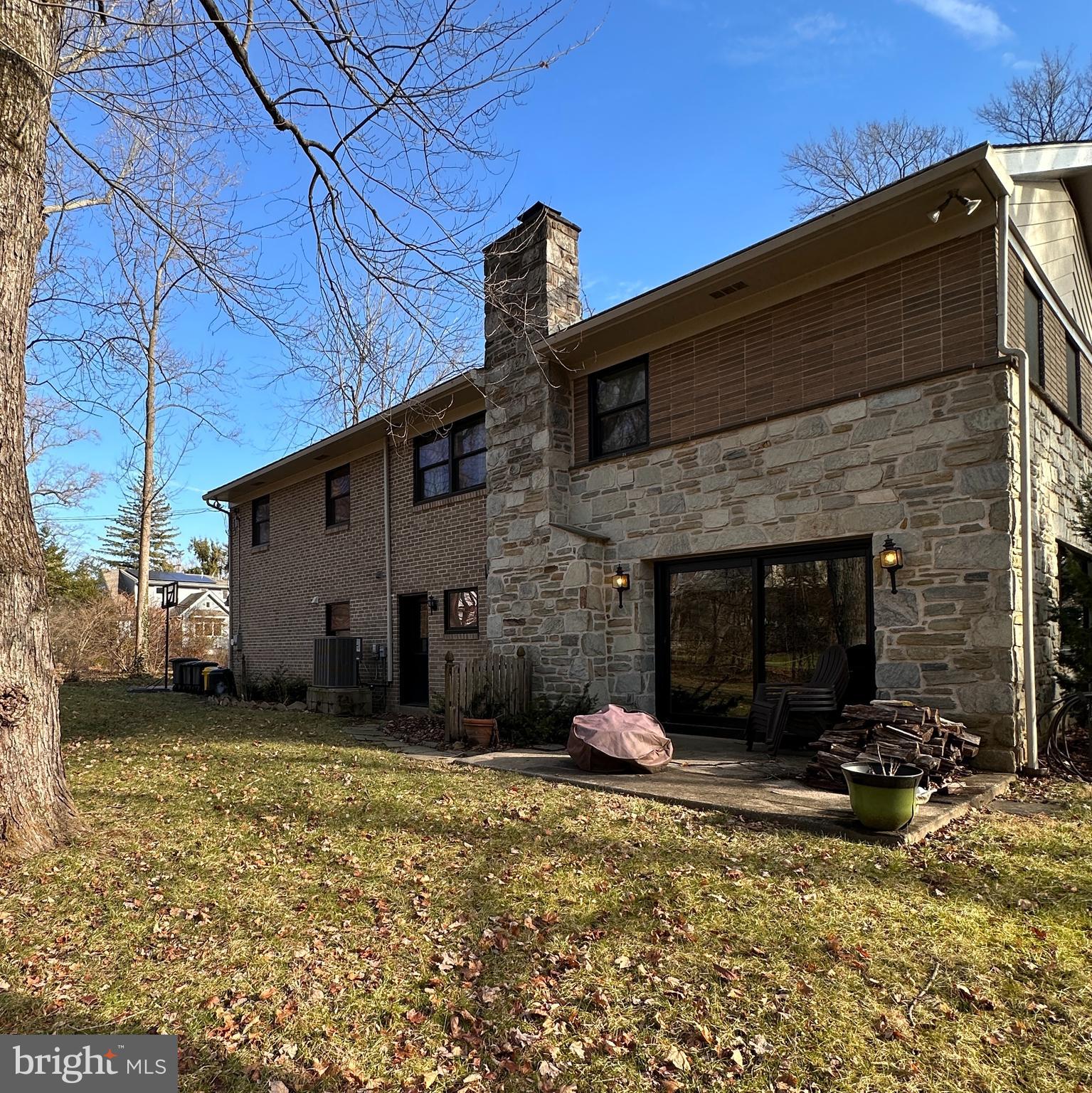 1211 WYNGATE ROAD