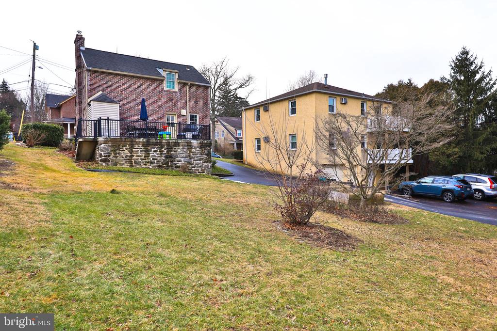 9 WHITEMARSH AVENUE