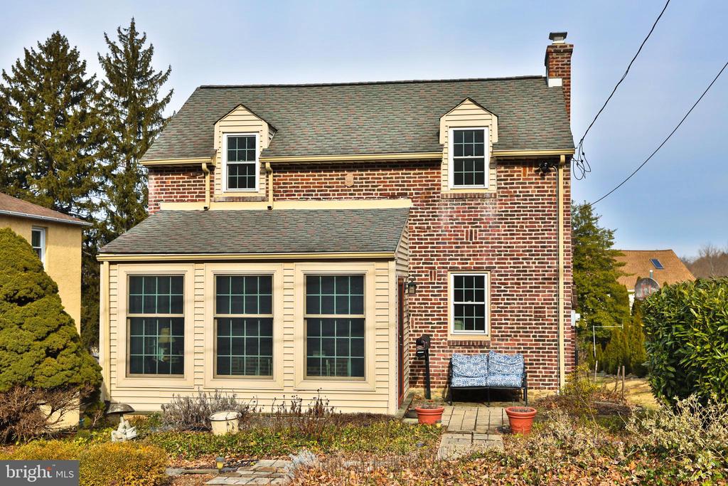 9 WHITEMARSH AVENUE