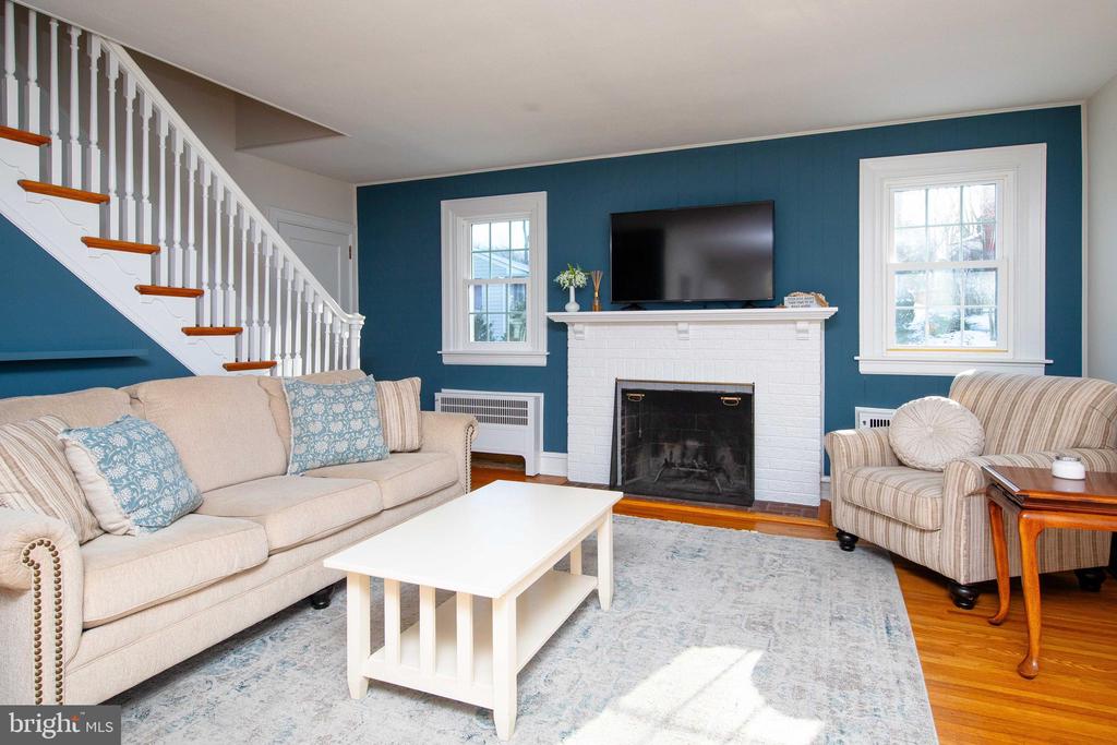 9 WHITEMARSH AVENUE