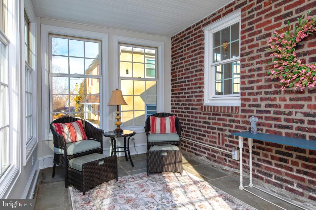 9 WHITEMARSH AVENUE