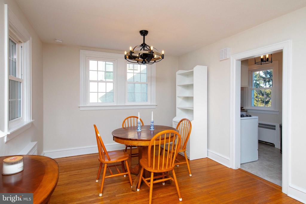 9 WHITEMARSH AVENUE