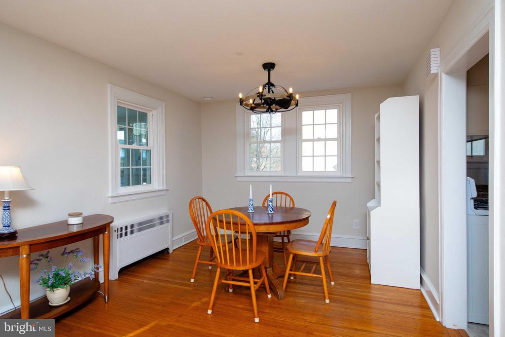 9 WHITEMARSH AVENUE