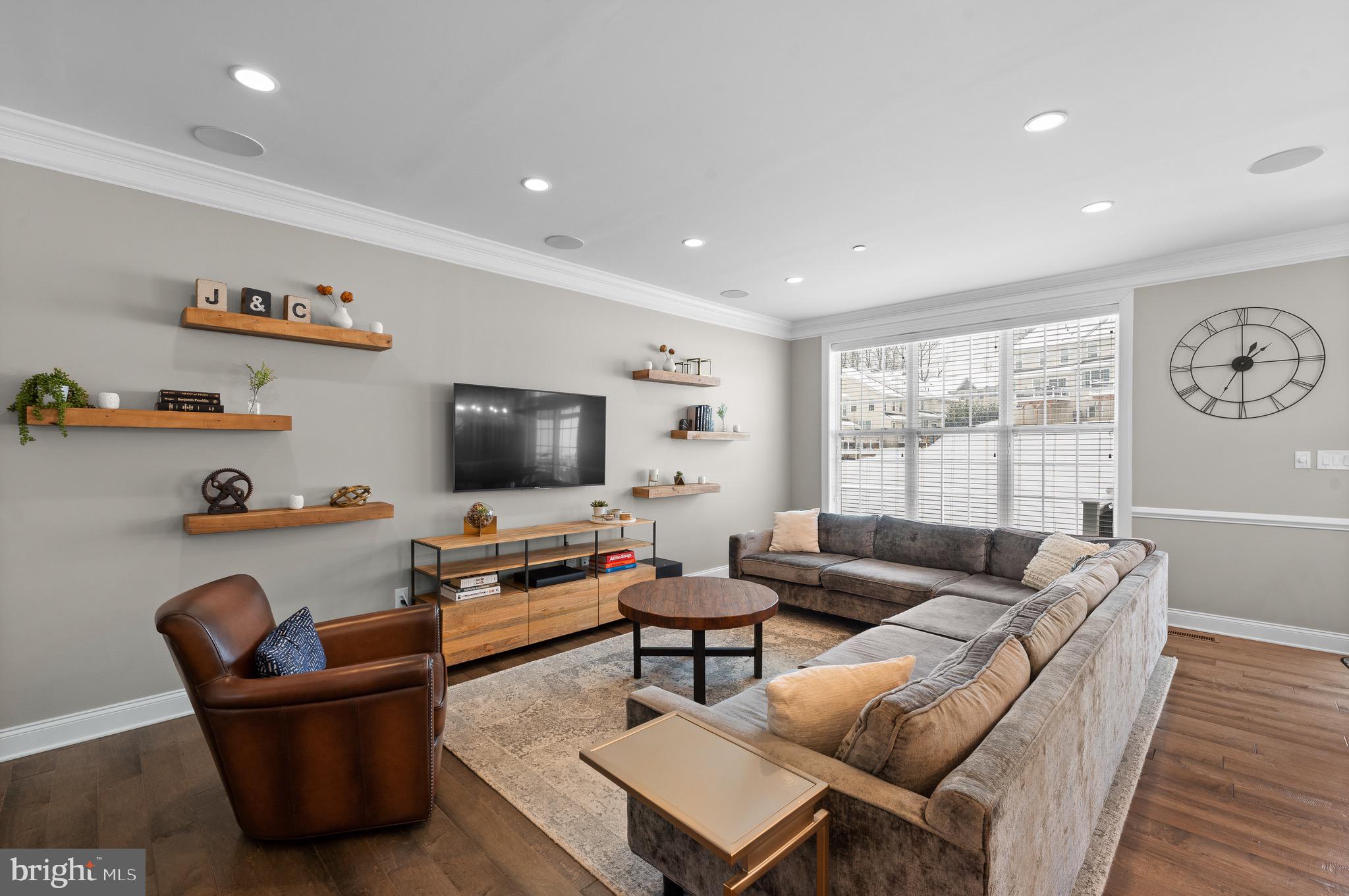 2129 JULIA DRIVE