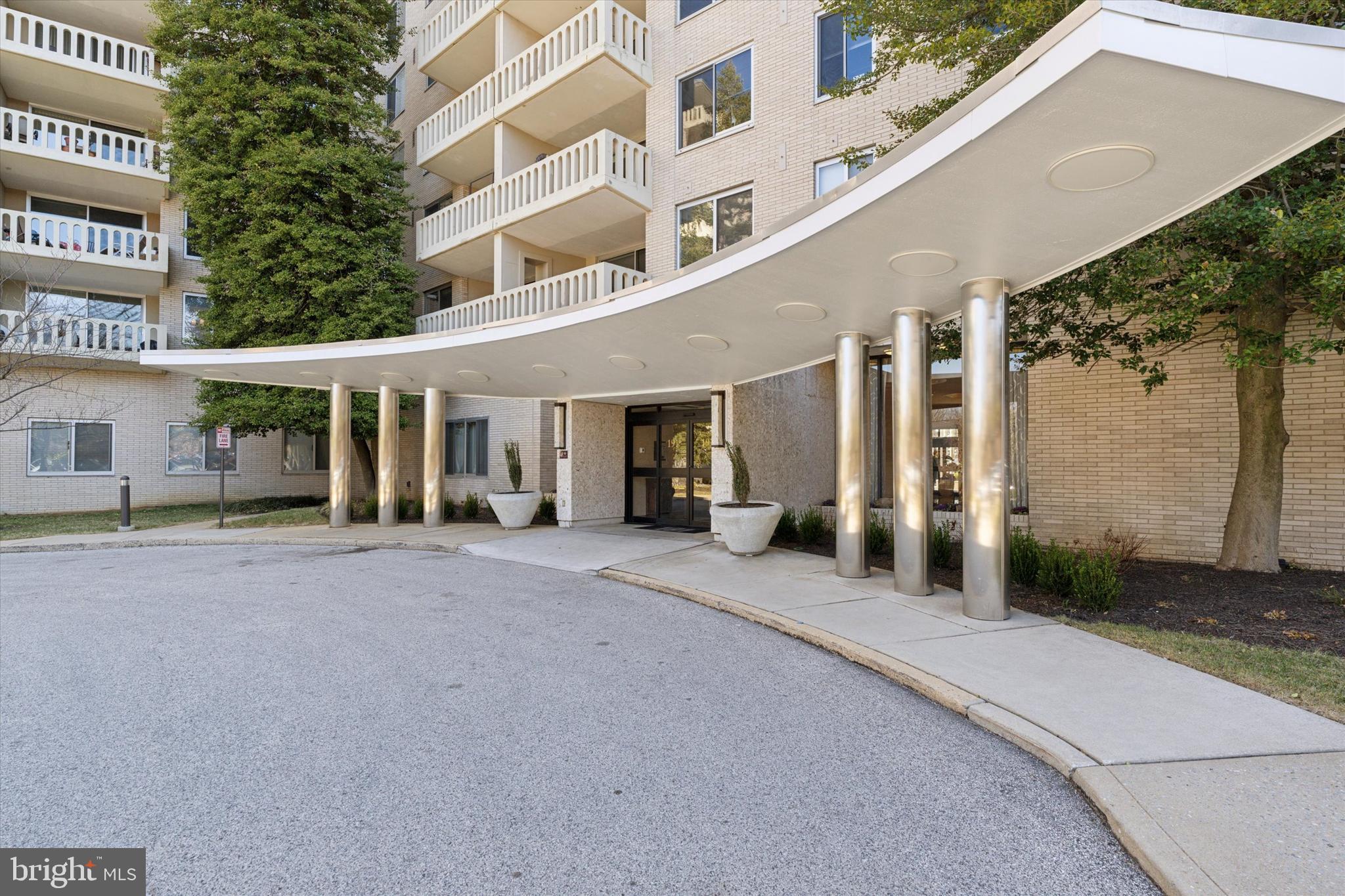 191 PRESIDENTIAL BOULEVARD R720