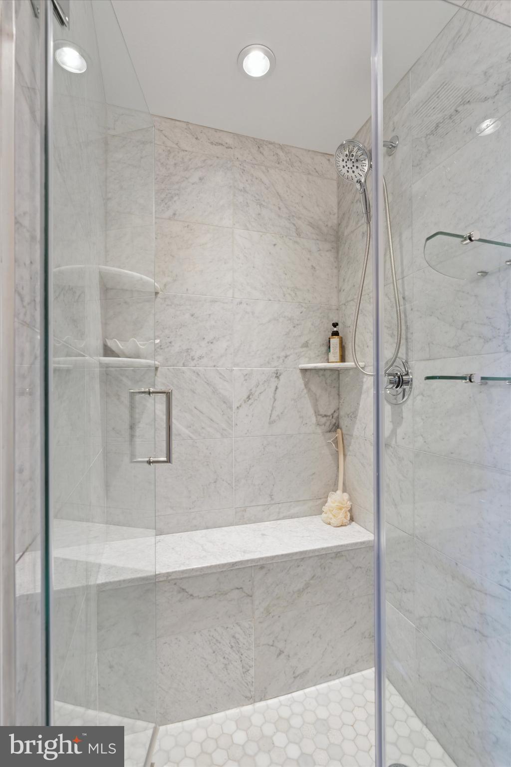 191 PRESIDENTIAL BOULEVARD R720