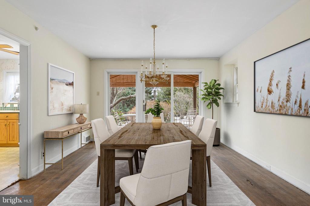 428 REDLEAF ROAD