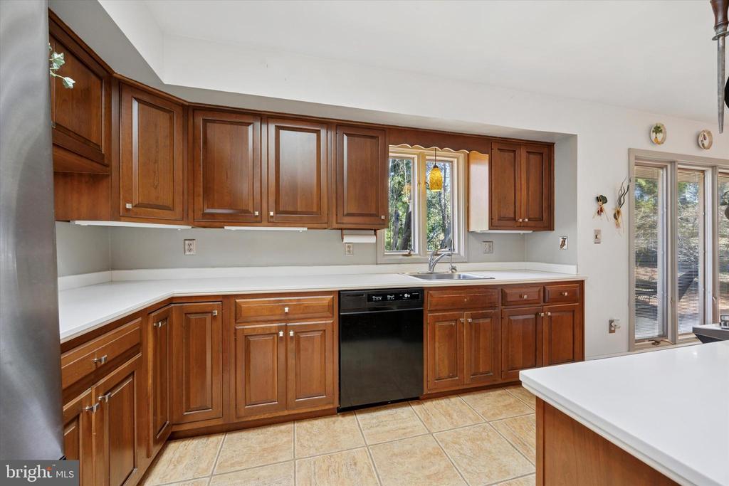 1111 HAGUES MILL ROAD