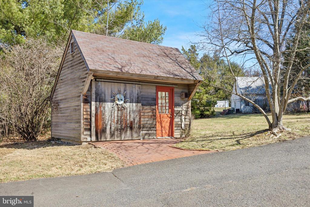 1111 HAGUES MILL ROAD