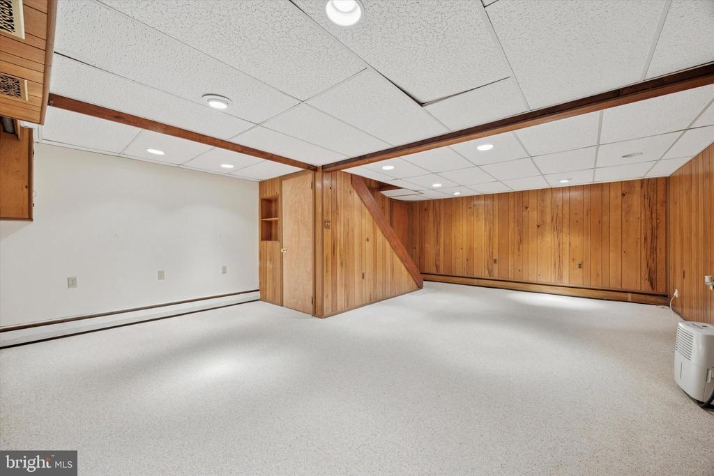 1111 HAGUES MILL ROAD