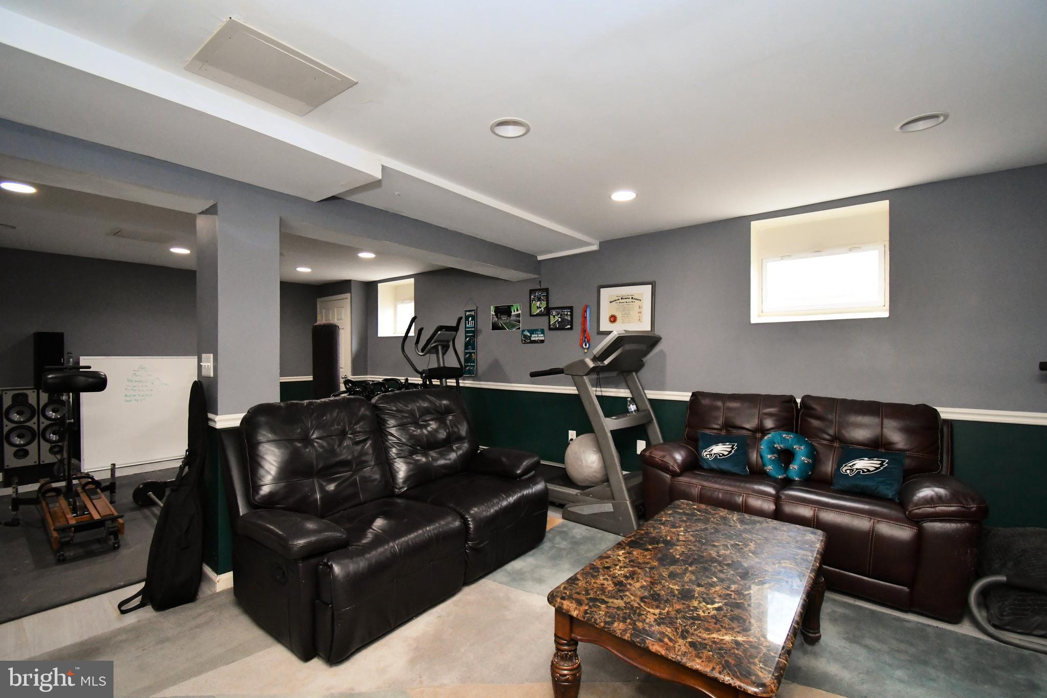 1329 HORSHAM ROAD