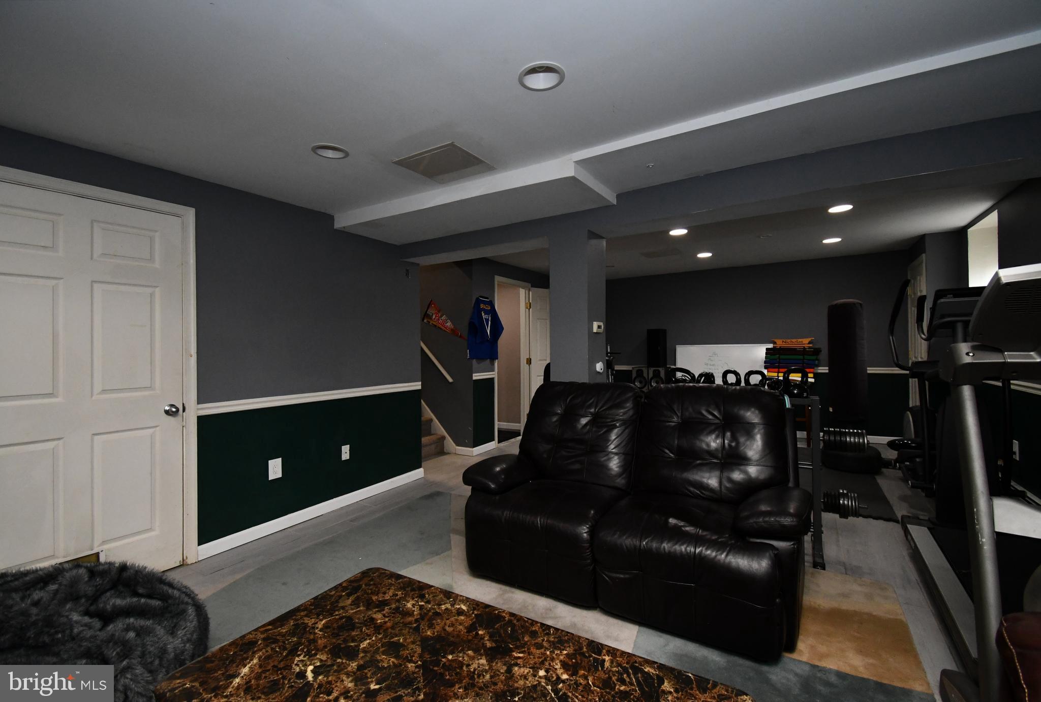 1329 HORSHAM ROAD