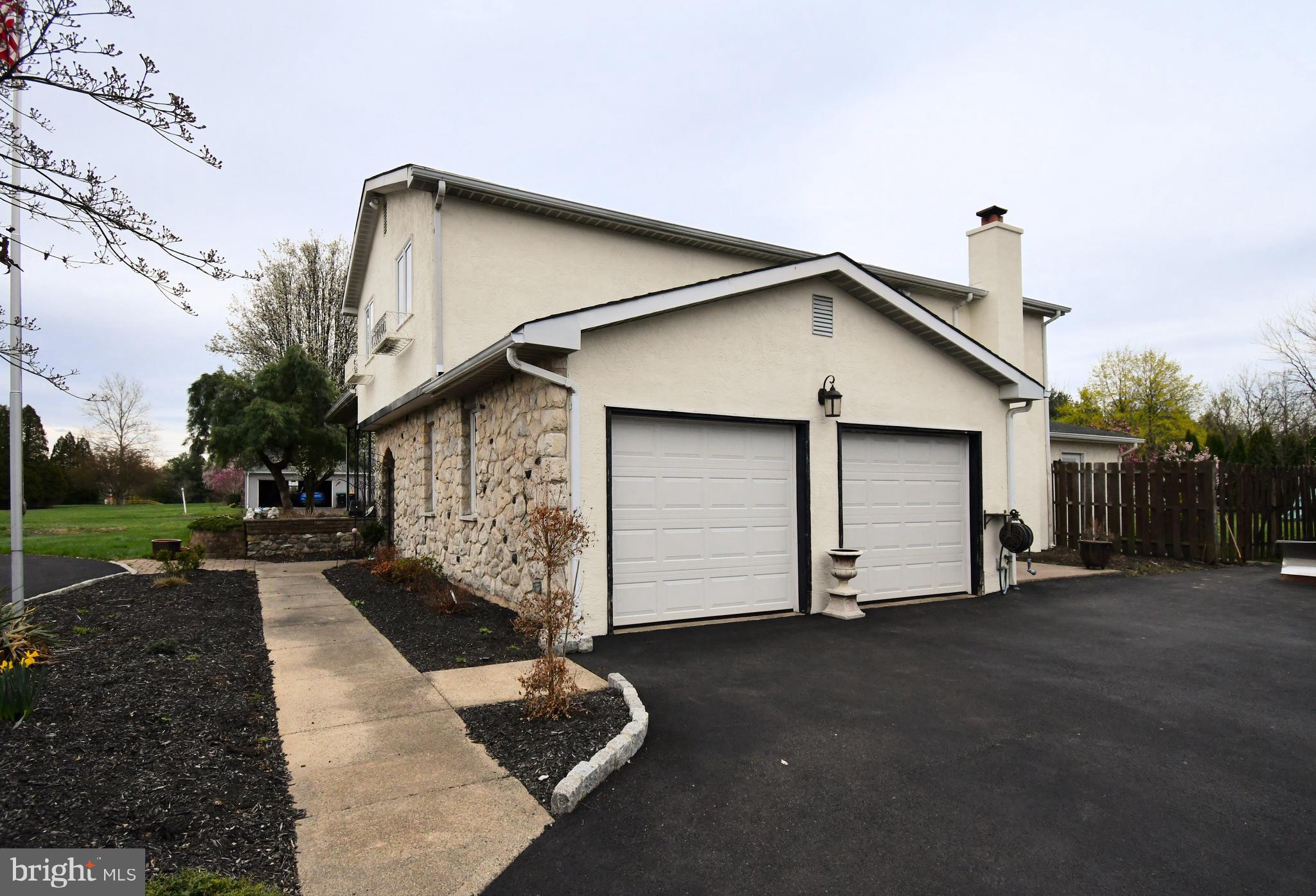 1329 HORSHAM ROAD