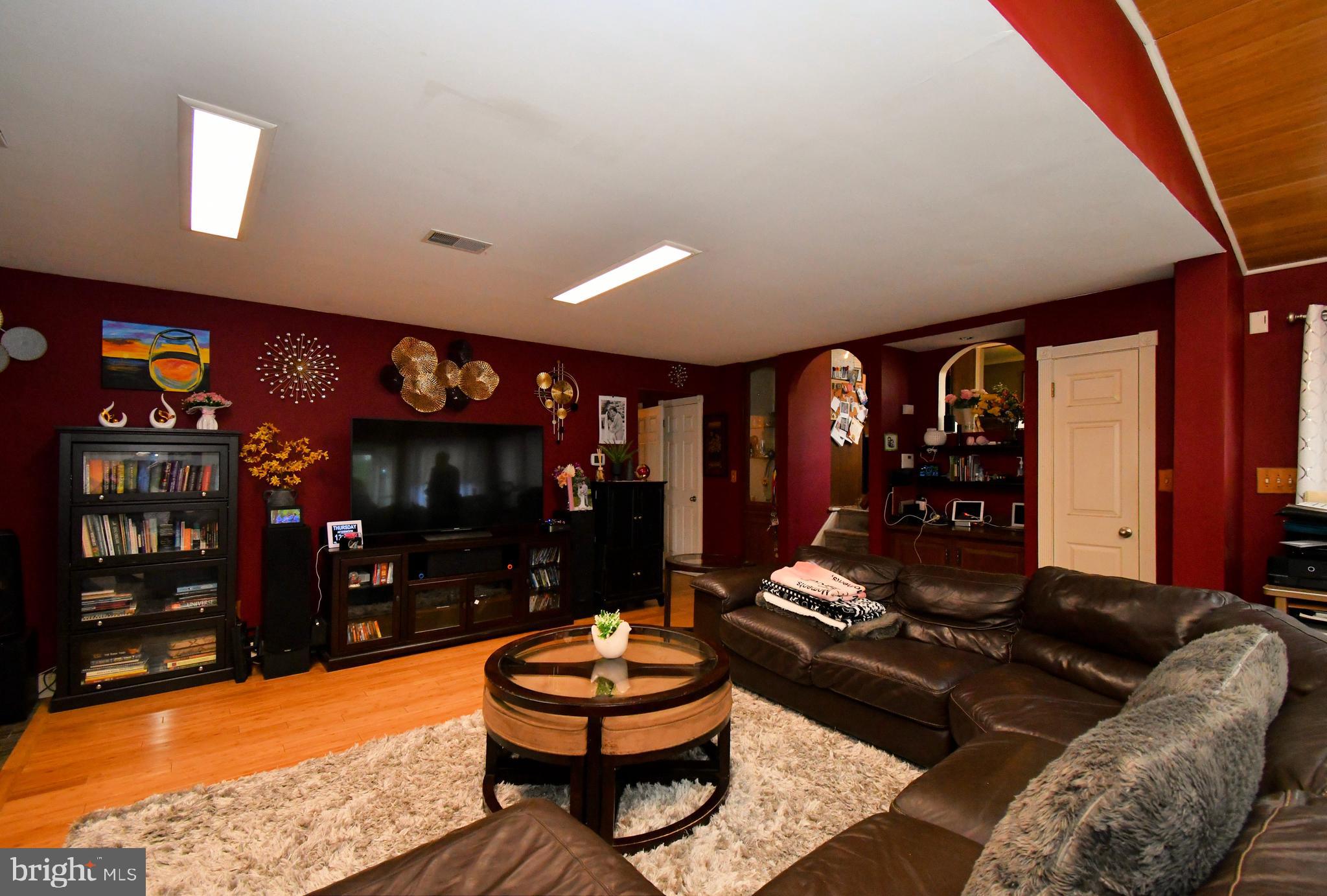 1329 HORSHAM ROAD