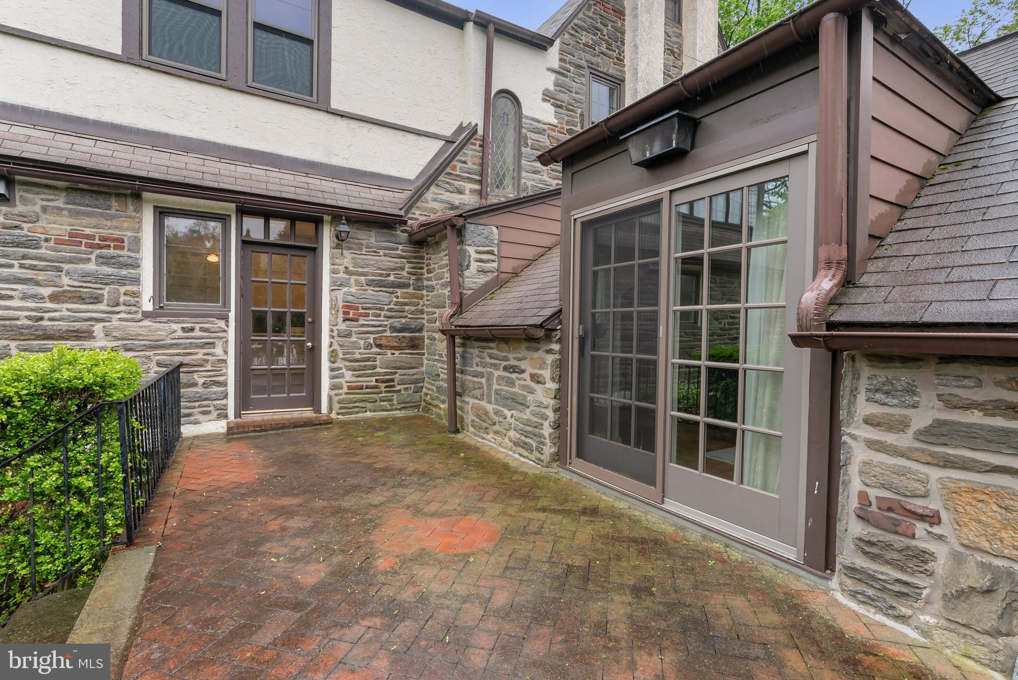 8300 CEDAR ROAD