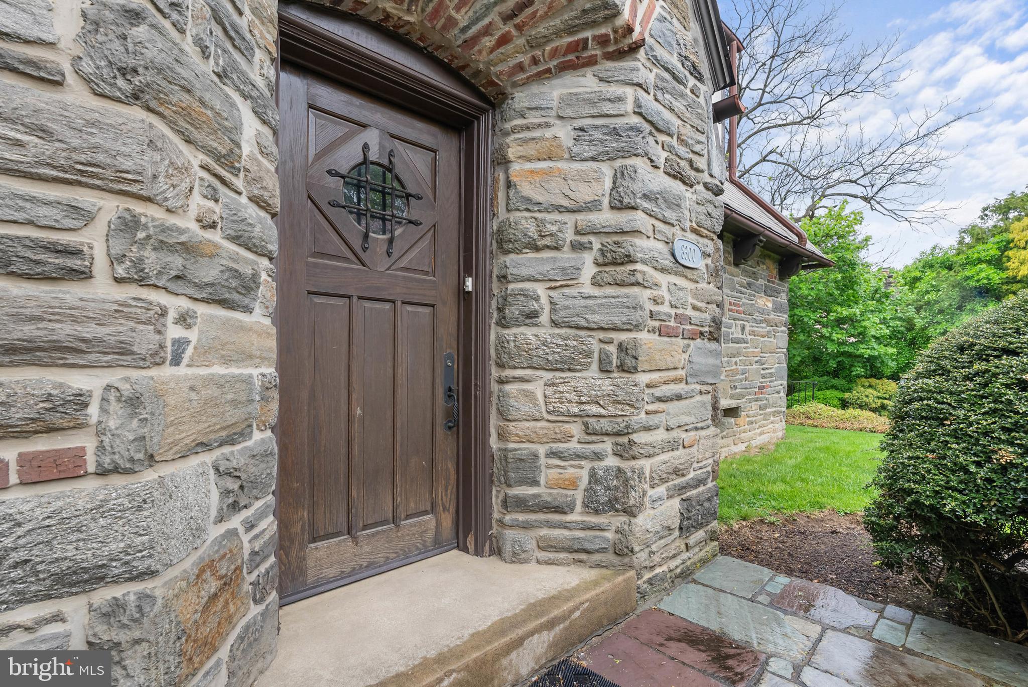 8300 CEDAR ROAD