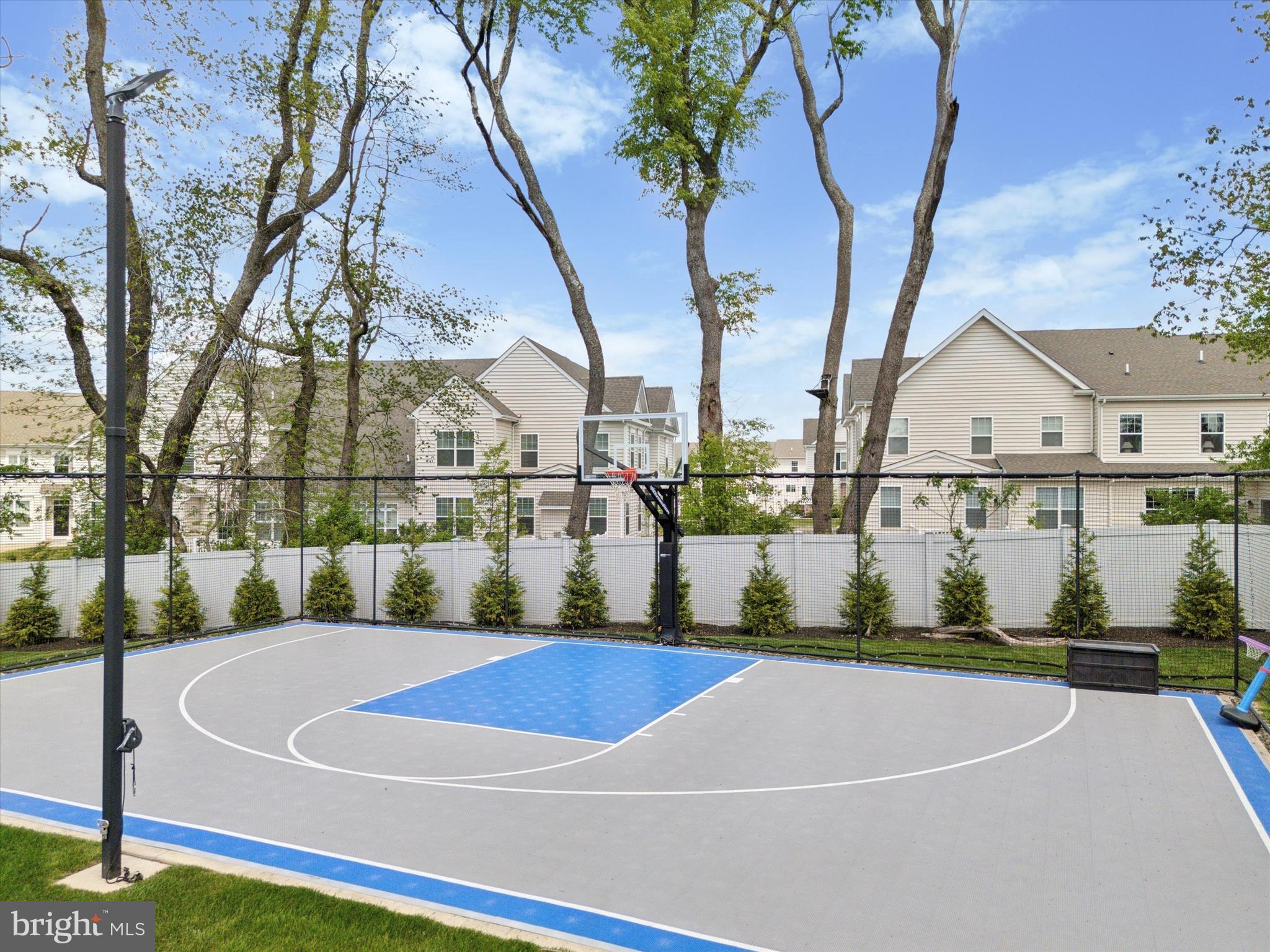 37 STARMONT WAY