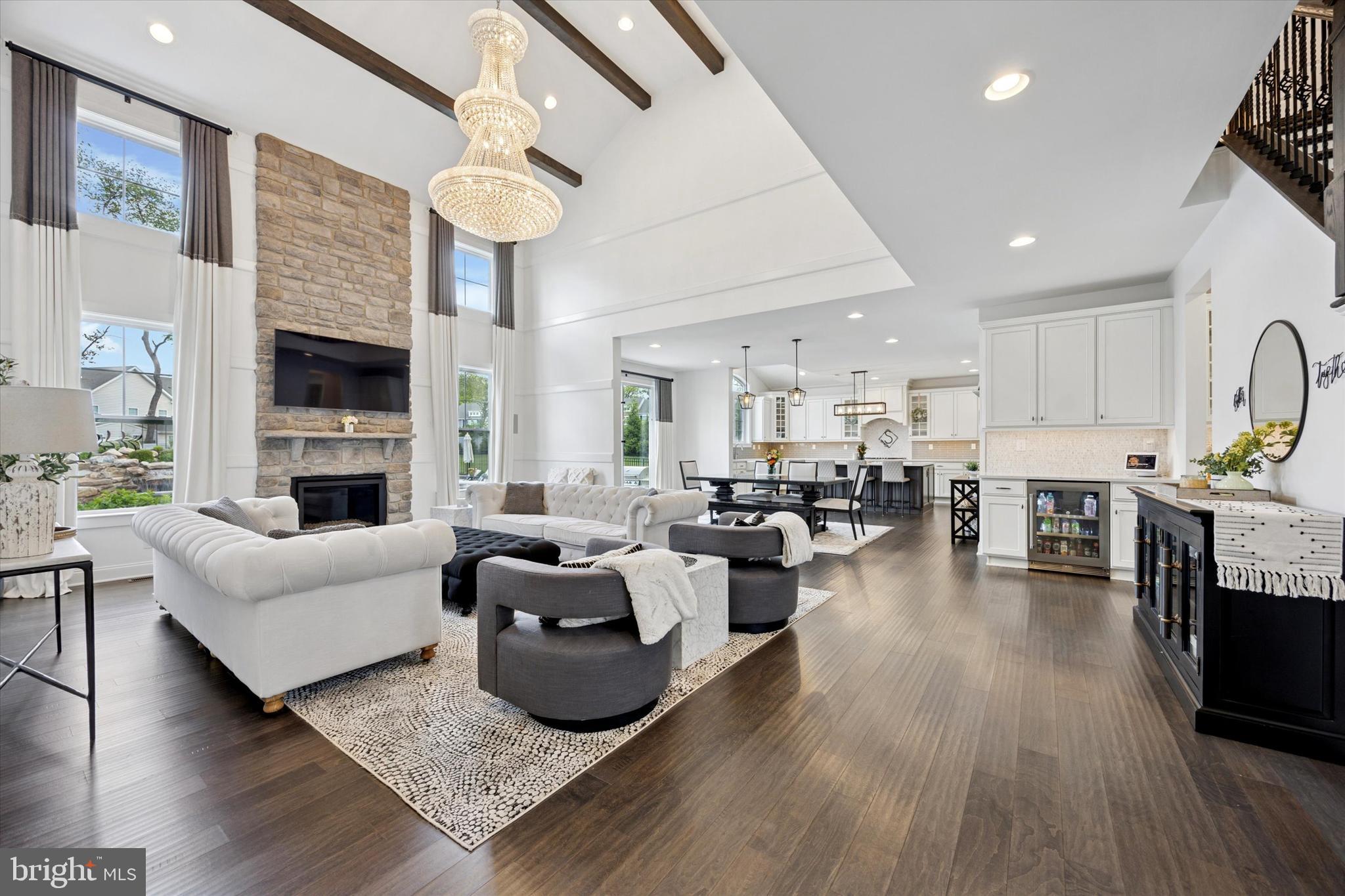37 STARMONT WAY