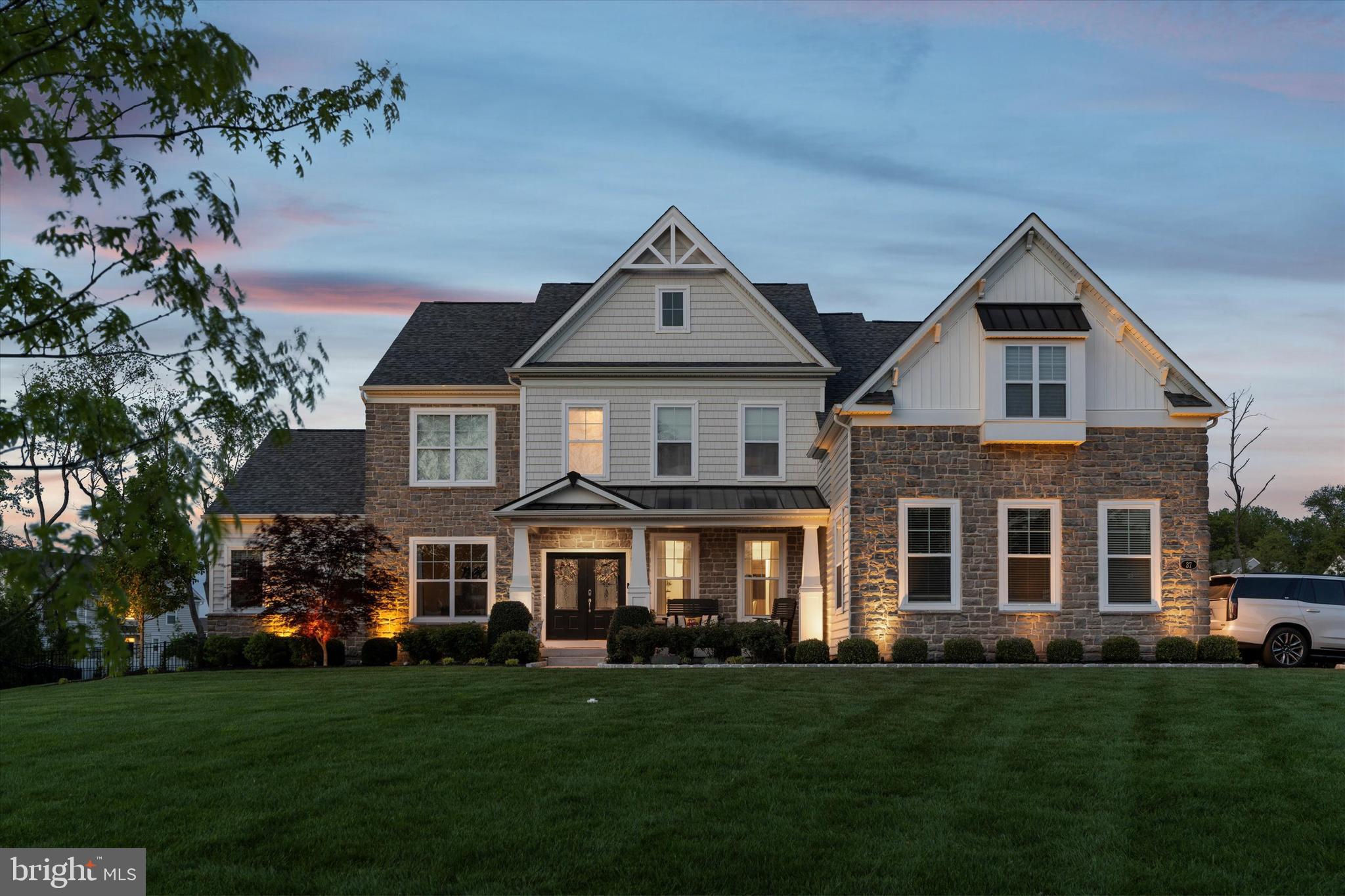 37 STARMONT WAY