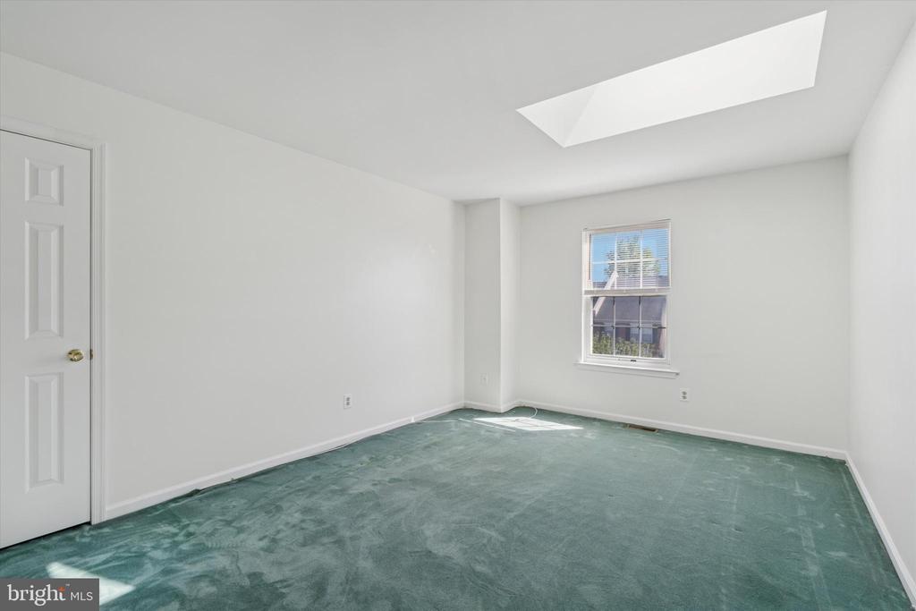 523 BULLOCK STREET 10