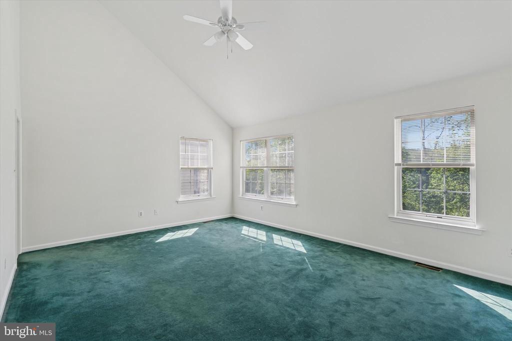 523 BULLOCK STREET 10