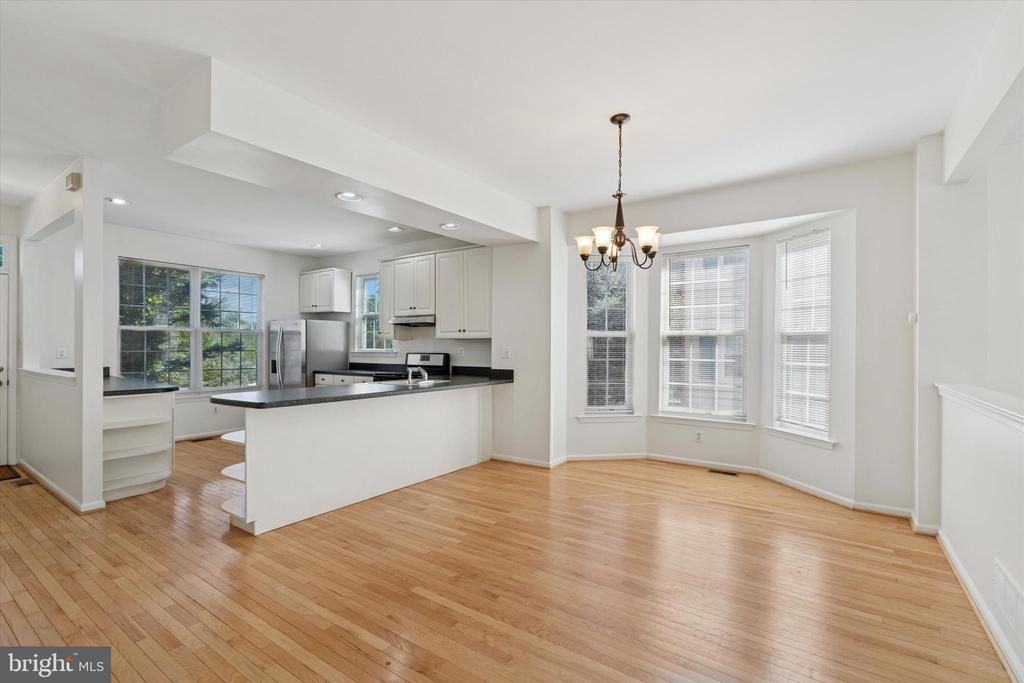523 BULLOCK STREET 10