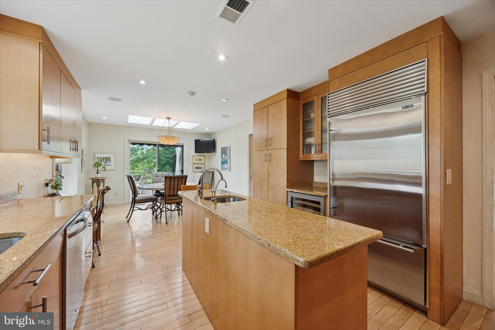8 FETLOCK LANE