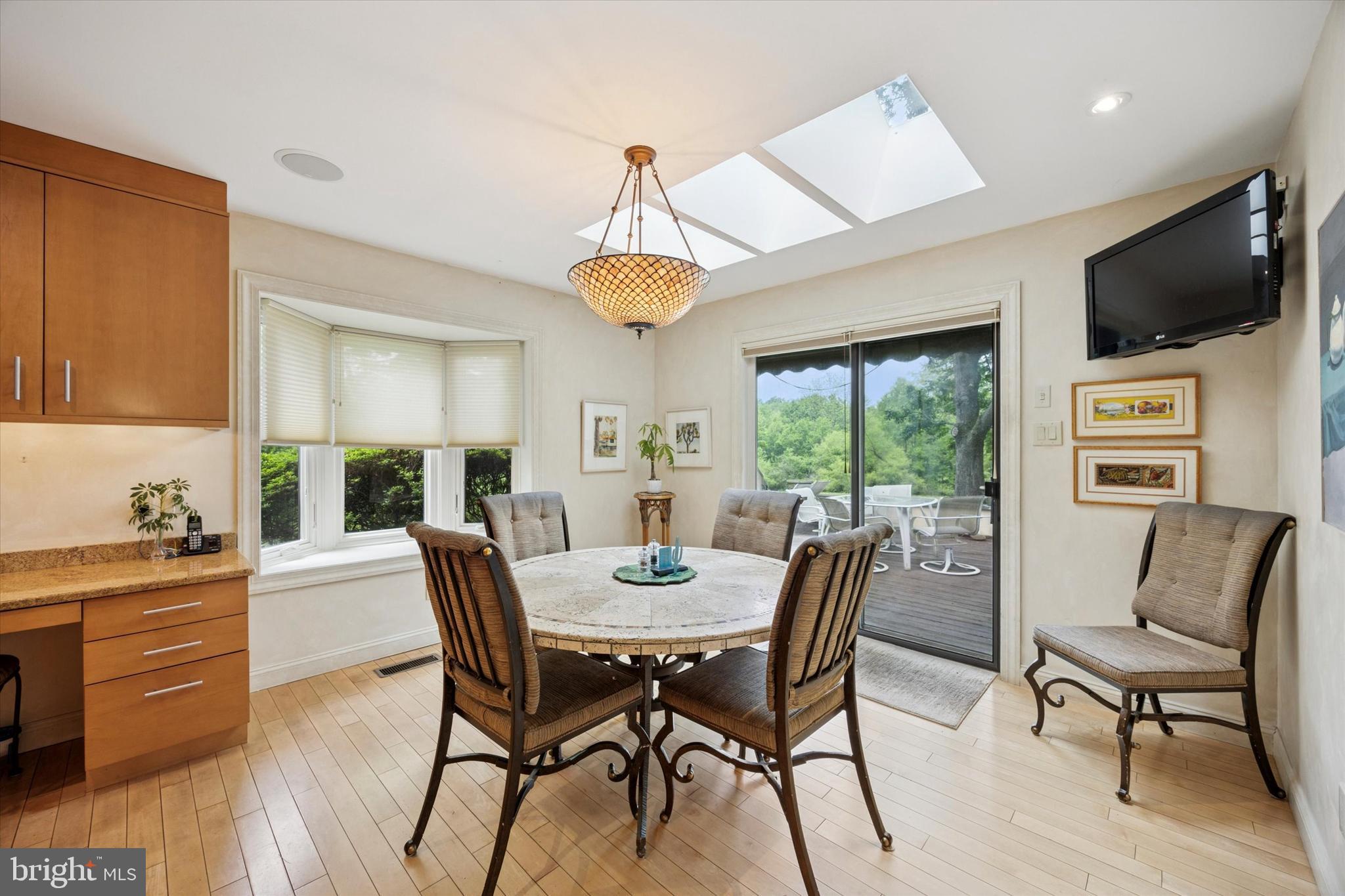 8 FETLOCK LANE