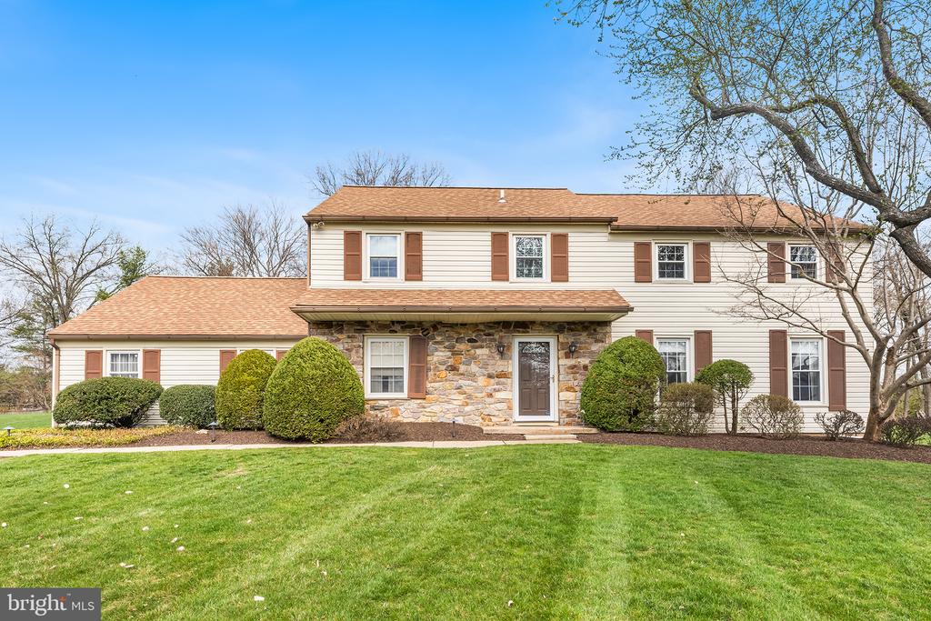 1322 CROSBY DRIVE