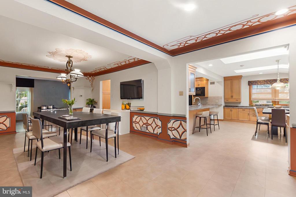 1322 CROSBY DRIVE
