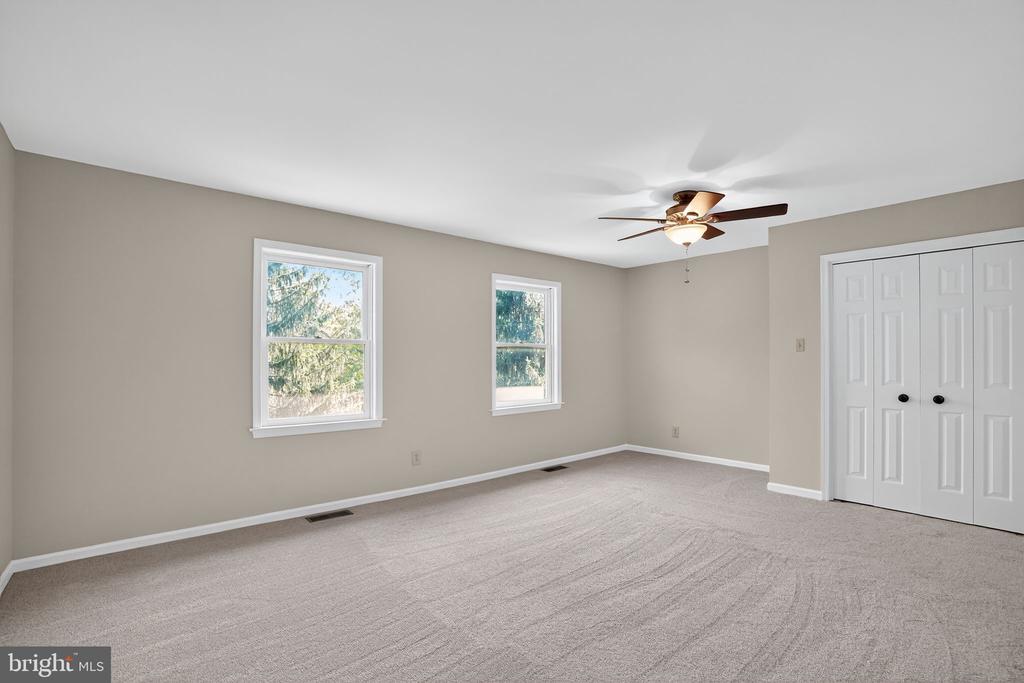 3929 SENECA COURT