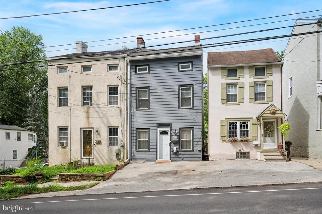135 BARREN HILL ROAD