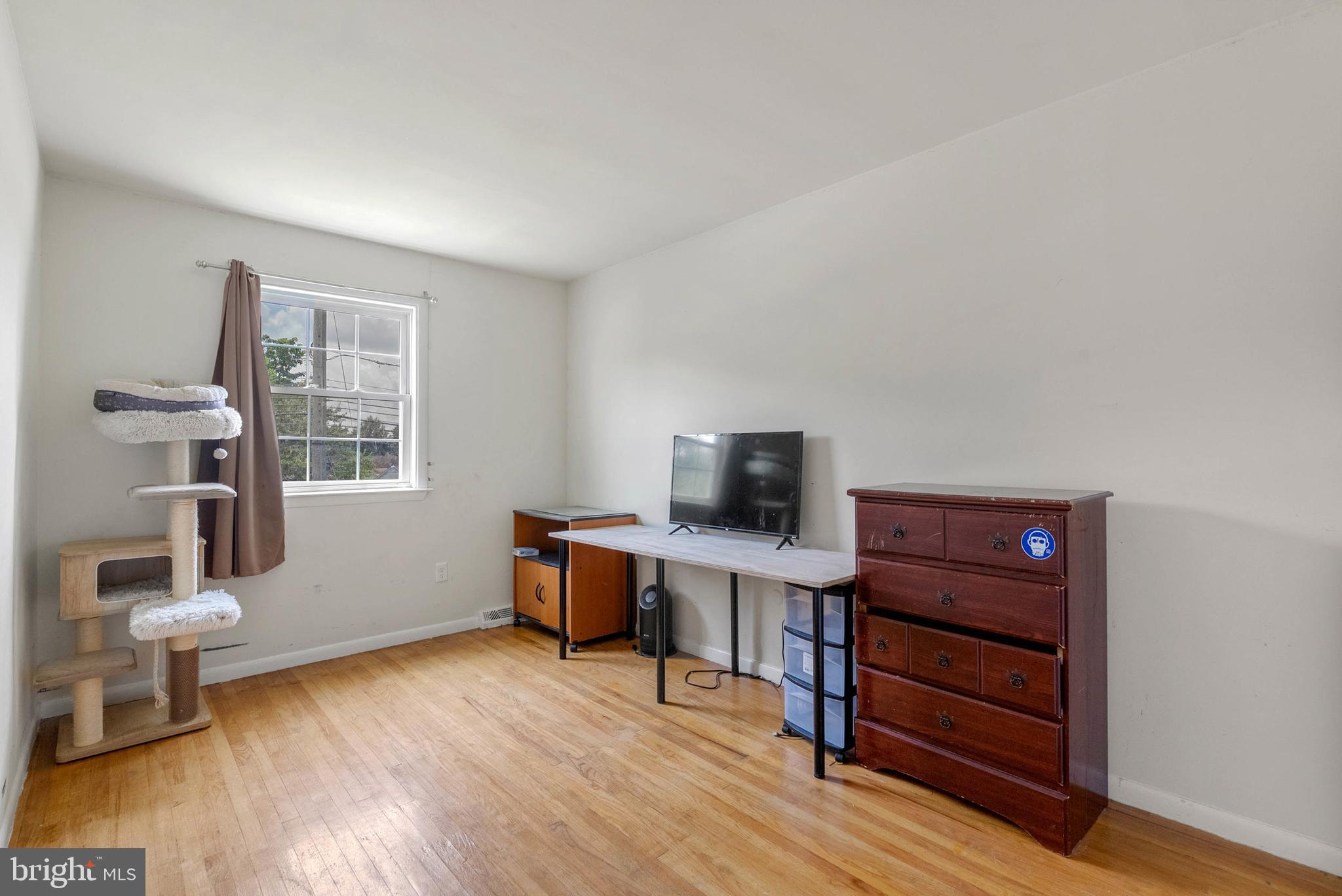 1326 GERMANTOWN PIKE