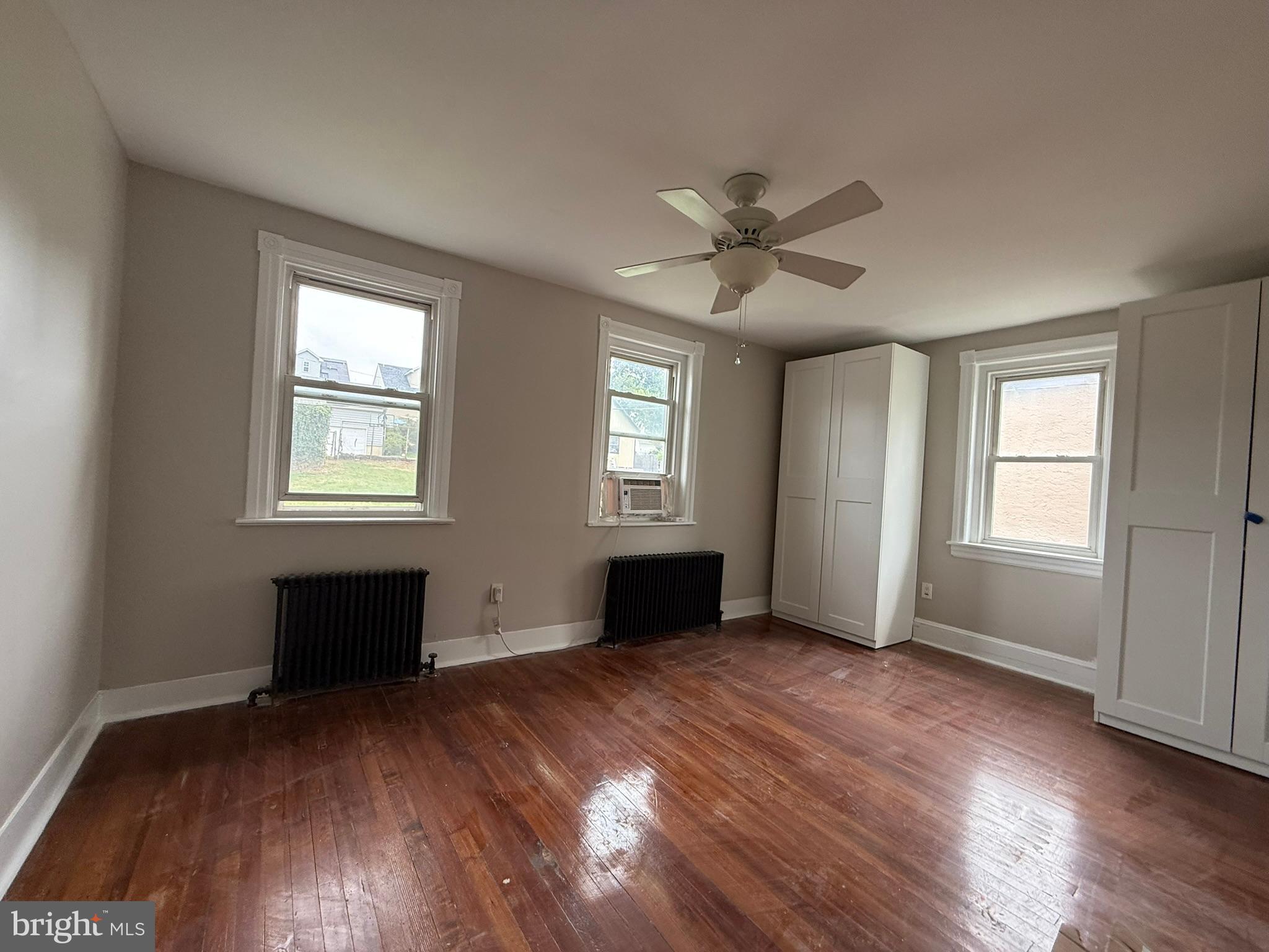 134 W 8TH AVENUE
