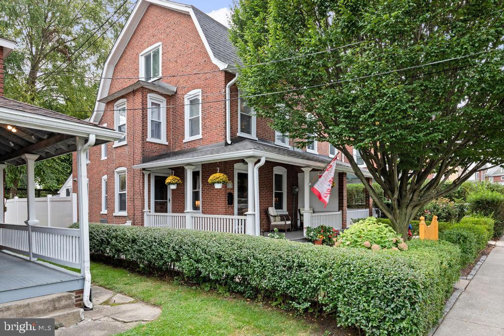 29 THOMAS AVENUE