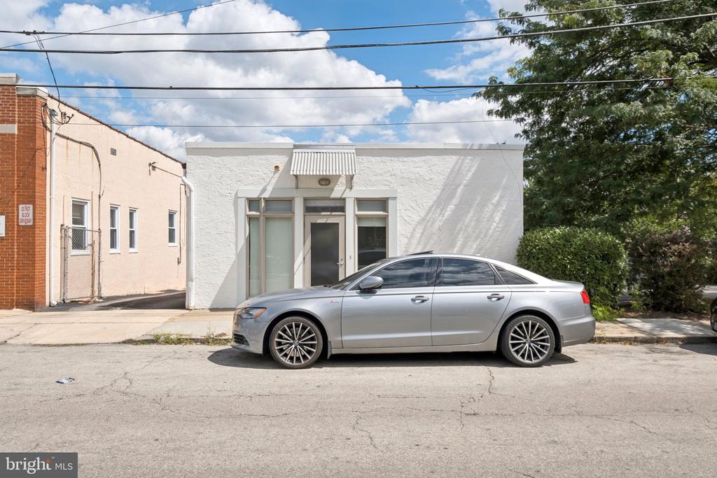 301 WOODBINE AVENUE