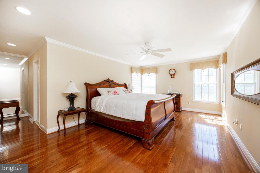 322 SAINT ANDREWS PLACE