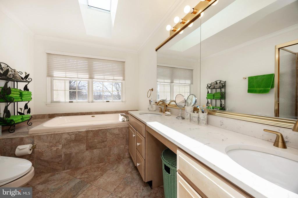 322 SAINT ANDREWS PLACE