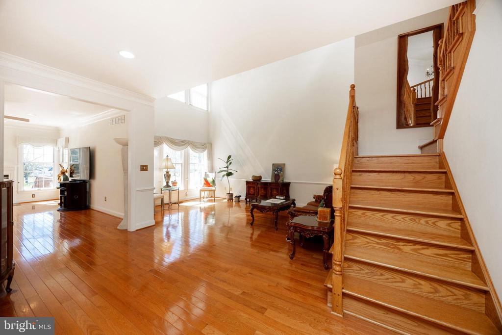 322 SAINT ANDREWS PLACE