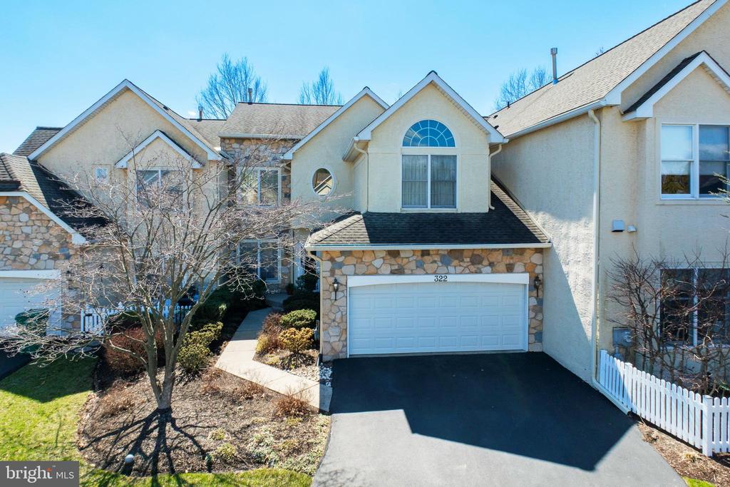 322 SAINT ANDREWS PLACE