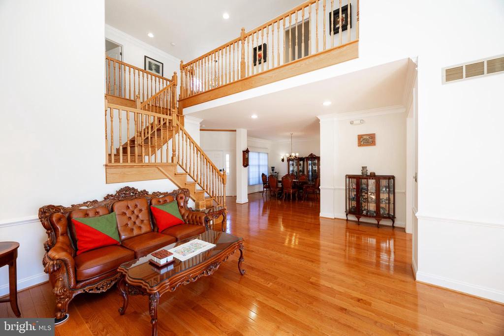322 SAINT ANDREWS PLACE