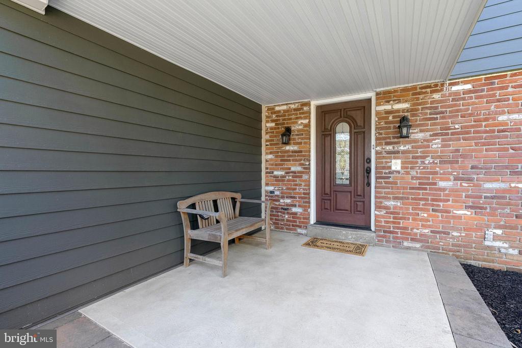728 HOOVER ROAD