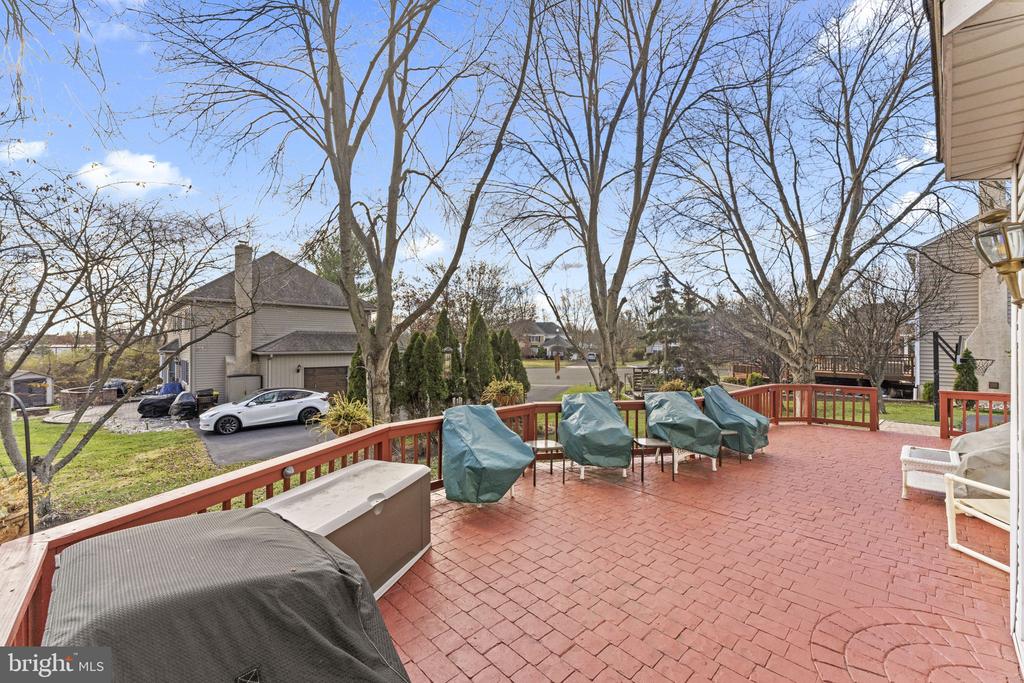 129 CLOVER LEAF LANE