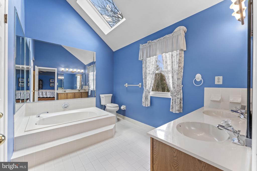 129 CLOVER LEAF LANE