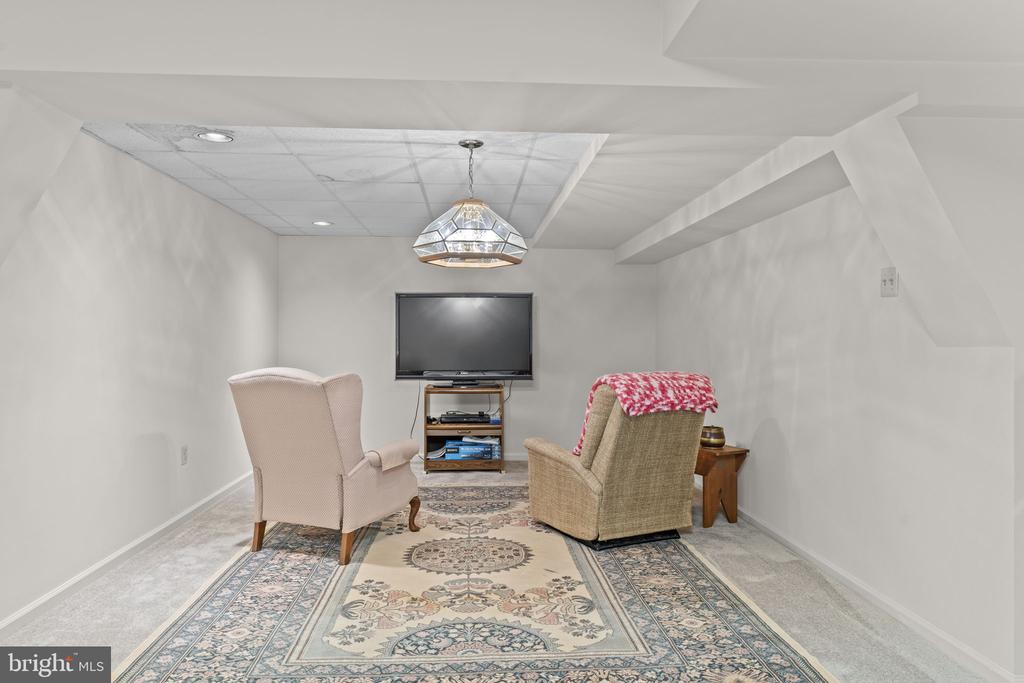 129 CLOVER LEAF LANE